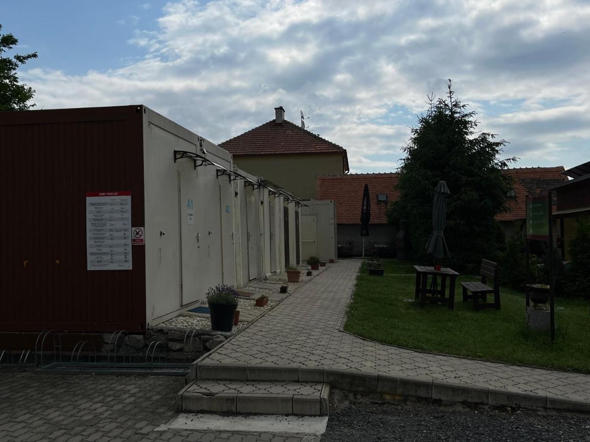 Autocamp Free Star - Mobilheimy Daire Strachotin Dış mekan fotoğraf